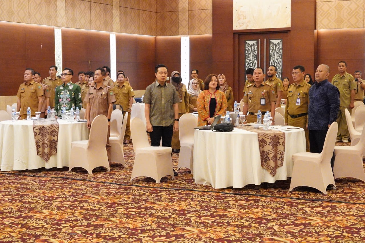 Kepala Dinas PMPTSP Sutoyo Buka Forum PTSP dan Rakor Asistensi Penerapan PTSP se-Kalimantan Tengah Tahun 2024