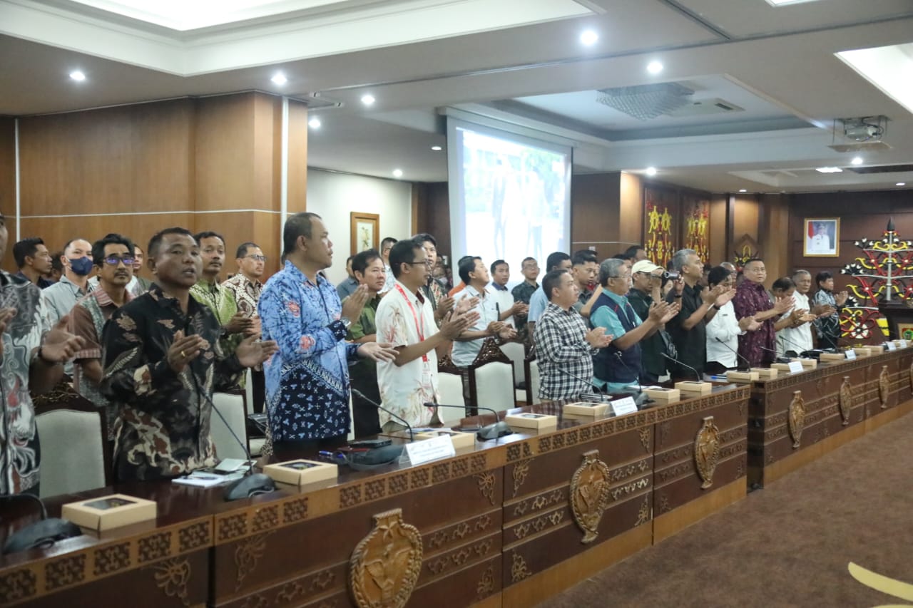 Gubernur Kalteng Agustiar Sabran Imbau Agar Pelayanan Pembayaran Pajak Diarahkan Menuju Sistem yang Lebih Digital dan Transparan