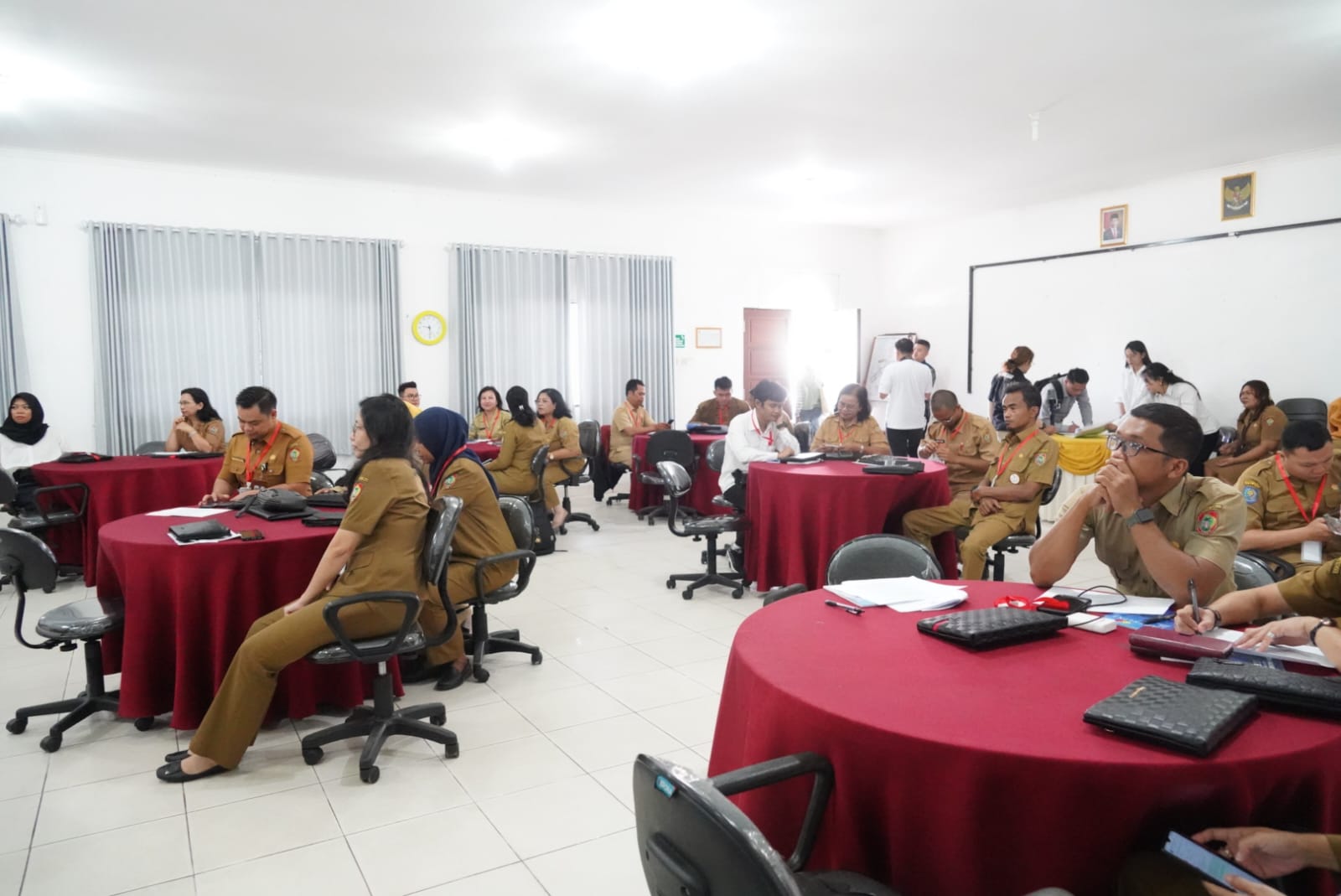 Asisten Adum Sri Suwanto Buka Bimtek Penyusunan Peta Proses Bisnis di Lingkungan Pemprov Kalteng