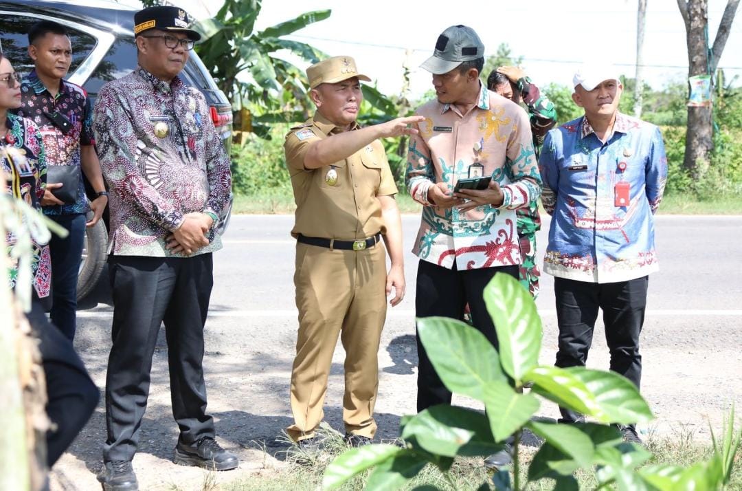 Gubernur Kalteng Sugianto Sabran Bersama Wagub Kalteng Edy Pratowo buka Gebyar UMKM