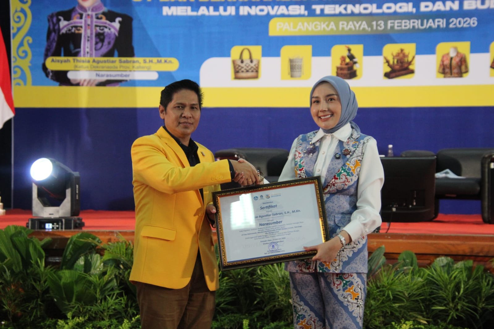 Ketua Dekranasda Kalteng Aisyah Thisia Agustiar Sabran Dorong Kreativitas dan Inovasi Generasi Muda