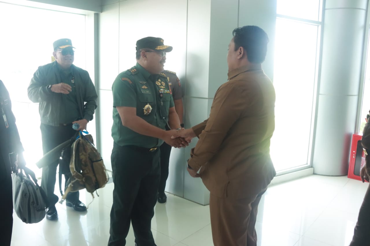 Wagub Kalteng Edy Pratowo Sambut Kedatangan Peserta SSDN PPRA LXVI Tahun 2024 Lemhanas RI
