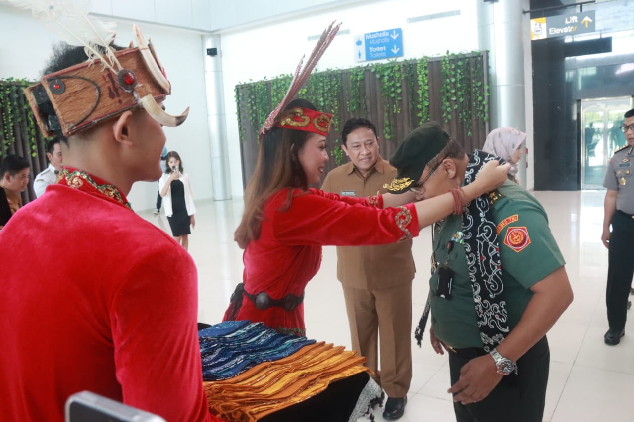Wagub Kalteng Edy Pratowo Sambut Kedatangan Peserta SSDN PPRA LXVI Tahun 2024 Lemhanas RI