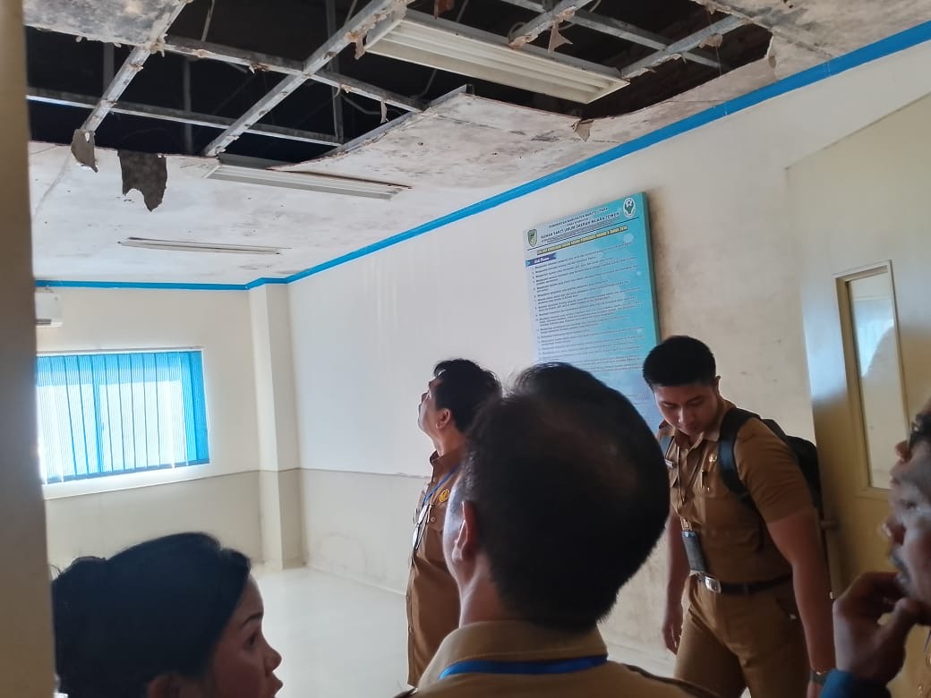 Tinjau RSUD di Hari Pertama Kerja, Bupati dan Wakil Bupati Barito Utara Terkejut Ada Banyak Ruangan Rusak