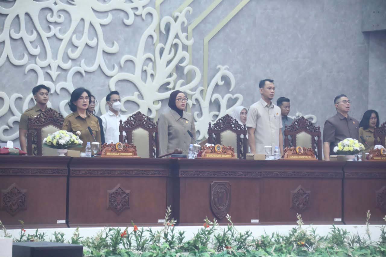 Sekda Kalteng Linae Victoria Aden Hadiri Rapat Paripurna Ke-9 Masa Persidangan I Tahun Sidang 2026