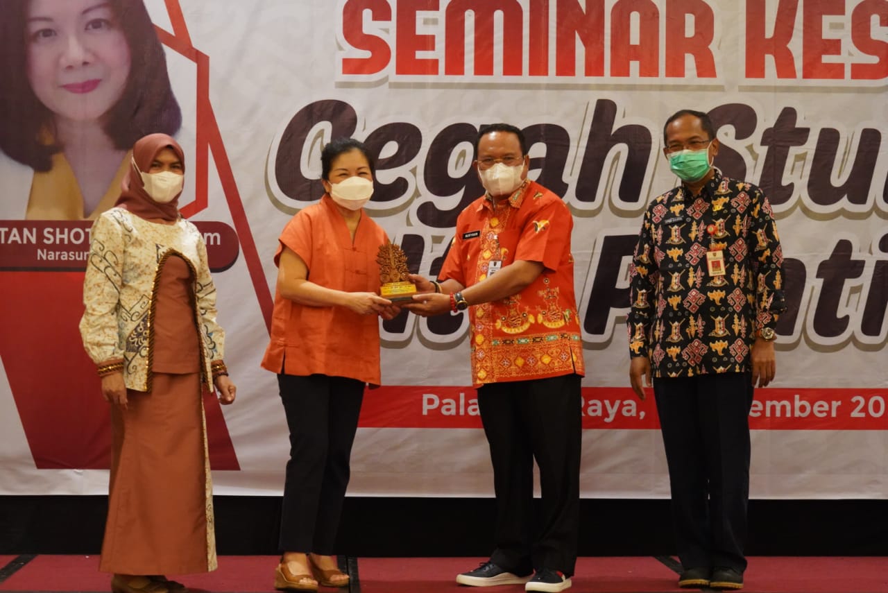 Sekda Prov. Kalteng Nuryakin Buka Seminar Cegah Stunting Itu Penting