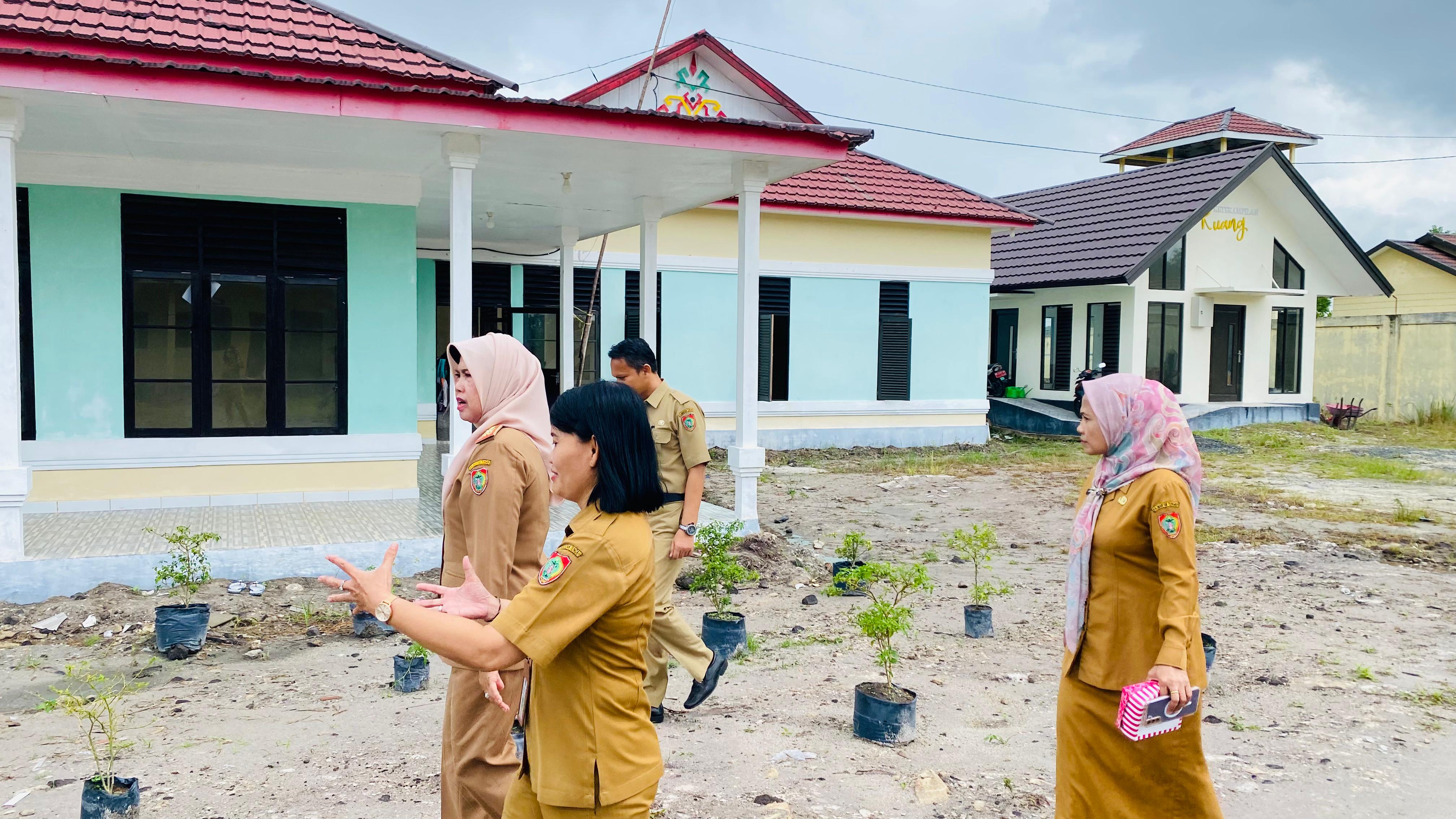 Kepala BKD Prov. Kalteng Lisda Arriyana Hadiri Anjangsana