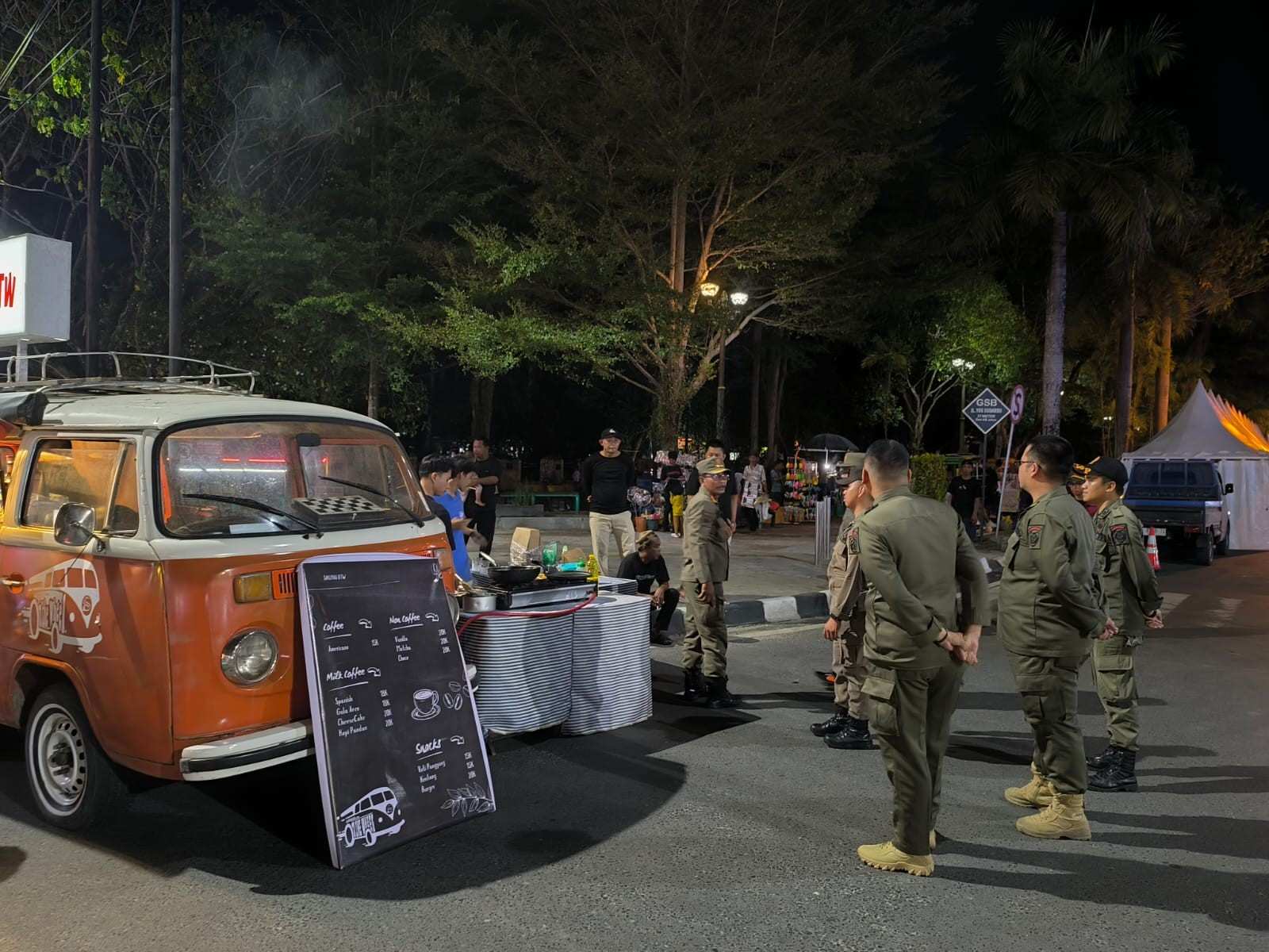 Satpol PP Prov. Kalteng Laksanakan Pengamanan Pada Kegiatan Huma Betang Night