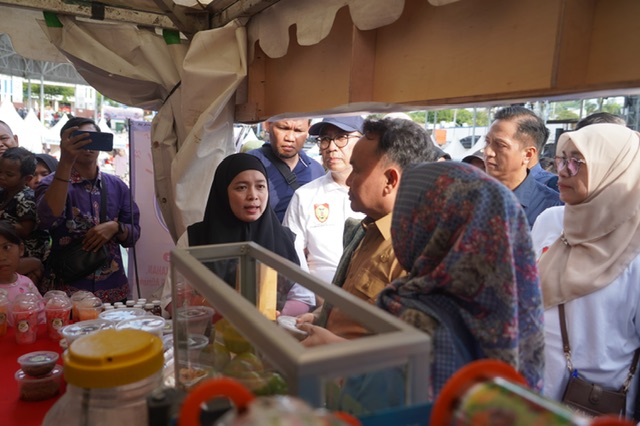 Gubernur Kalteng Sugianto Sabran Buka Gebyar UMKM di Wilayah Timur Prov. Kalteng Tahun 2024