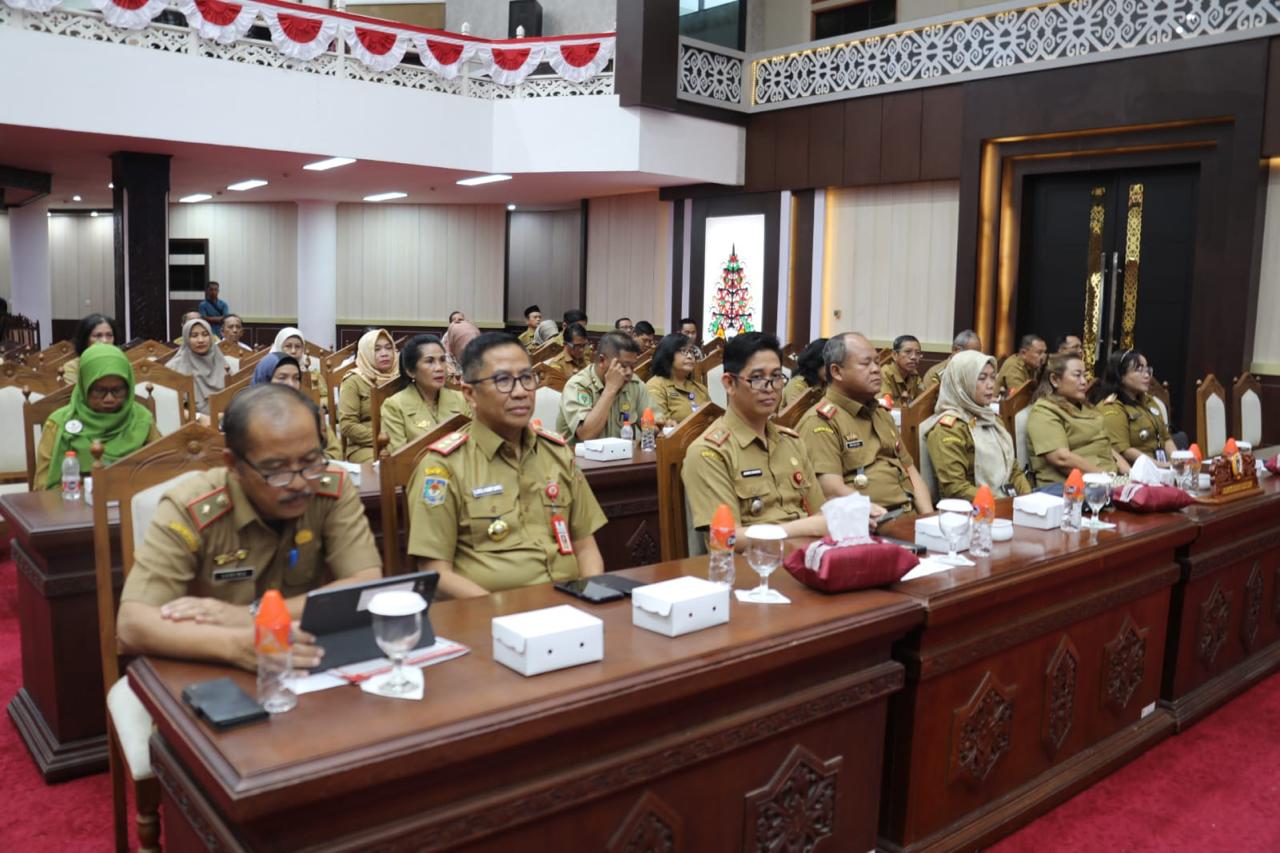 Plt Sekda Prov Kalteng M. Katma F. Dirun Hadiri Rapur ke-5 Masa Persidangan I Tahun Sidang 2024