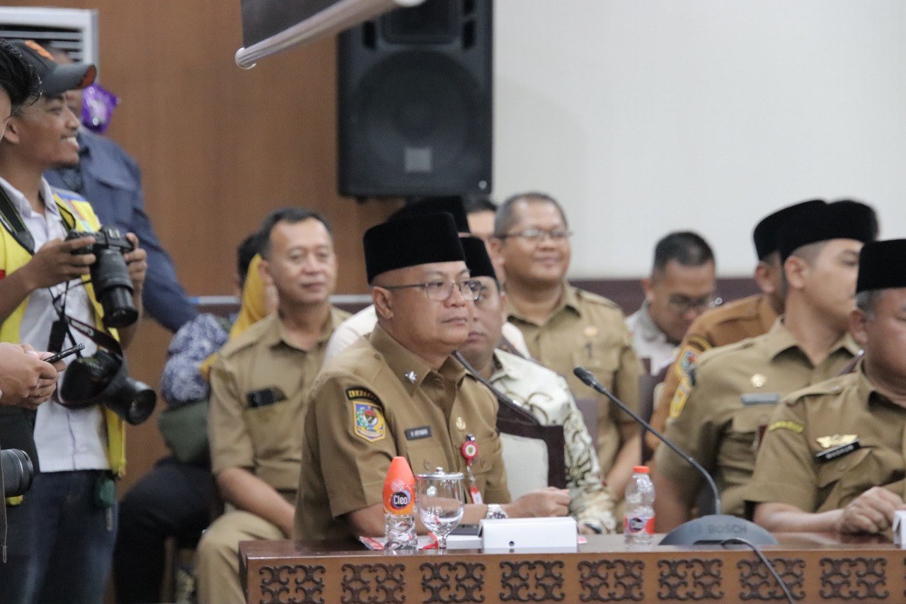 Kadis PMD Prov. Kalteng Aryawan Hadiri Raker Bersama Komisi V DPR RI Pada Reses Masa Persidangan II Tahun Sidang 2024-2025