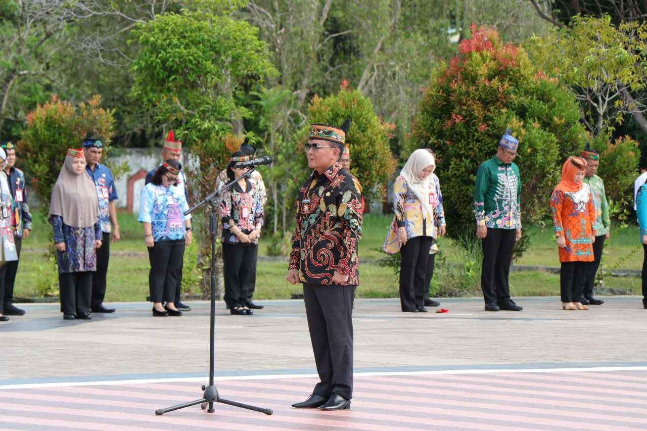 Kepala BKD Hadiri Upacara Ziarah dan Tabur Bunga