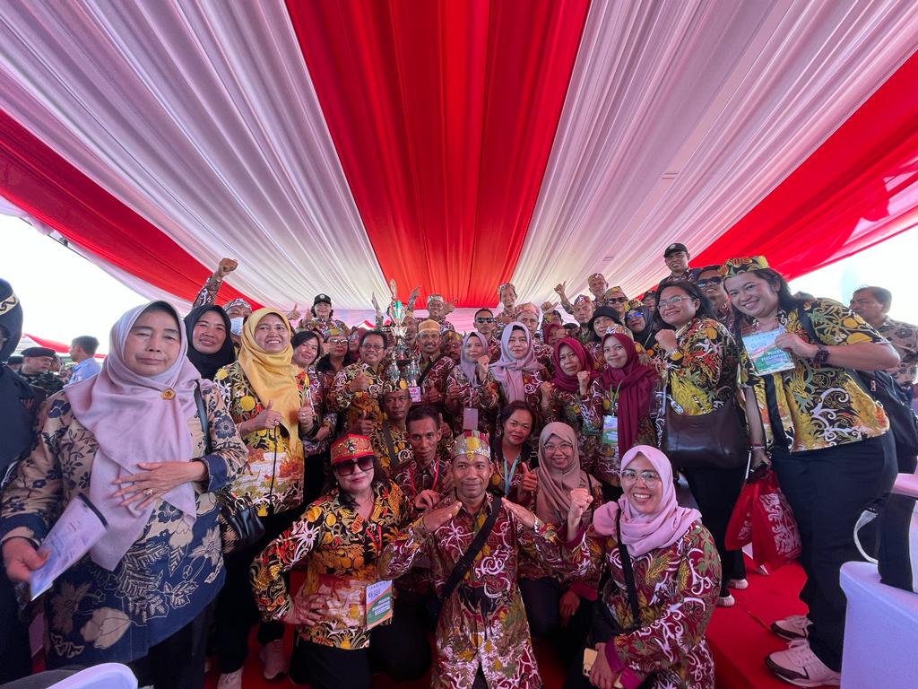 Kontingen Kalteng Raih Juara Umum Pekan Nasional Kontak Tani Nelayan XVI