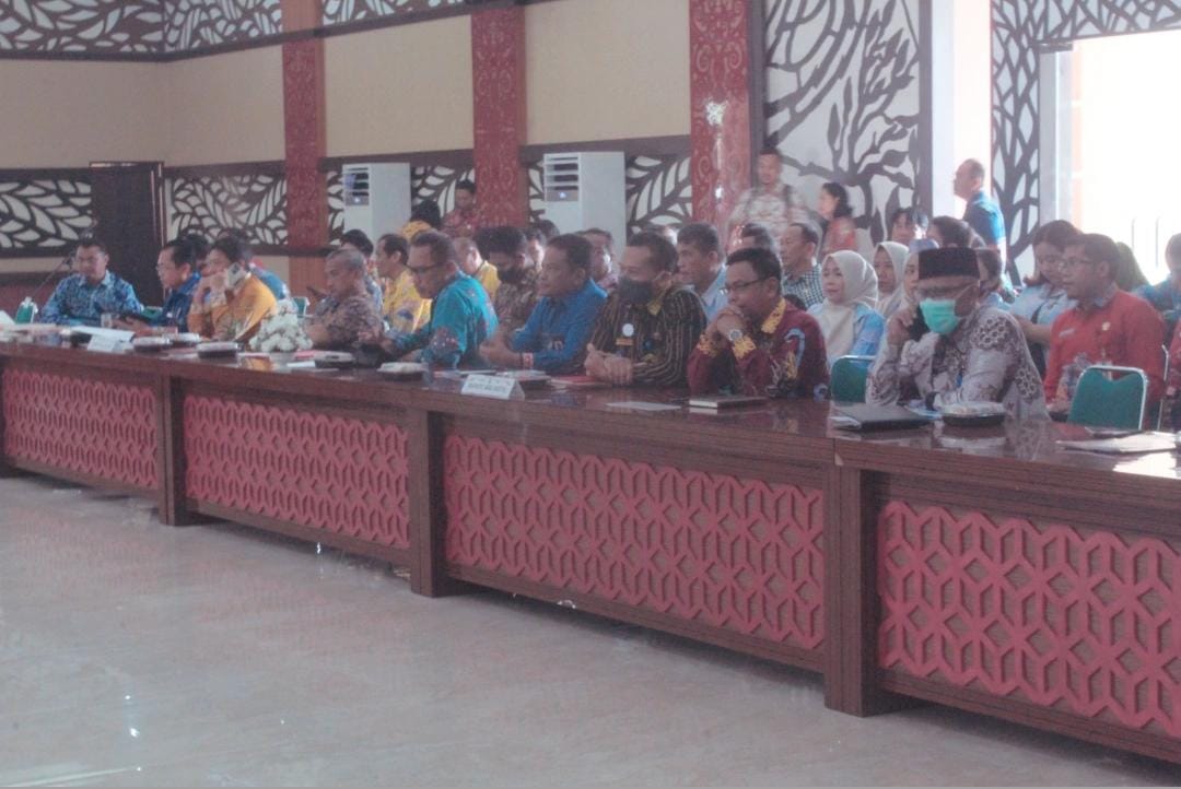 Asisten Ekbang Sri Widanarni Buka Rapat TEPRA Triwulan III