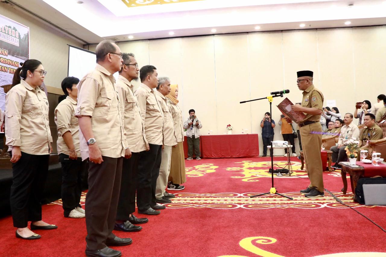 Plt Sekda M. Katma F. Dirun Kukuhkan Kepengurusan Forum Koordinasi Pengelolaan DAS Periode 2024-2029 Sekaligus Buka Rapat Pengembangan Kelembagaan Pengelolaan DAS