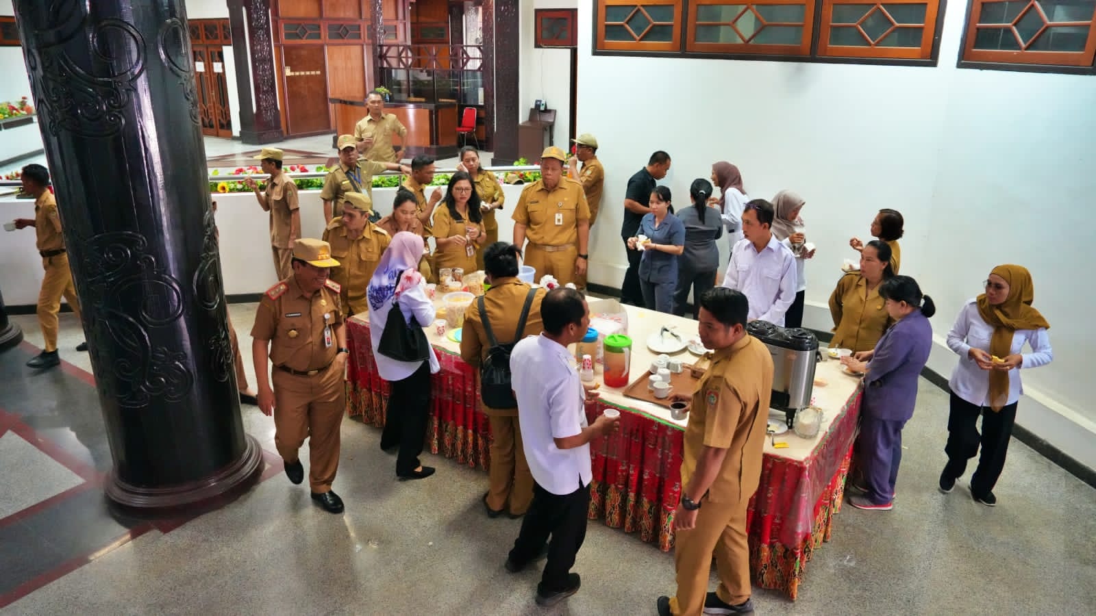 Sekretariat DPRD Laksanakan Apel  dan Halalbihalal