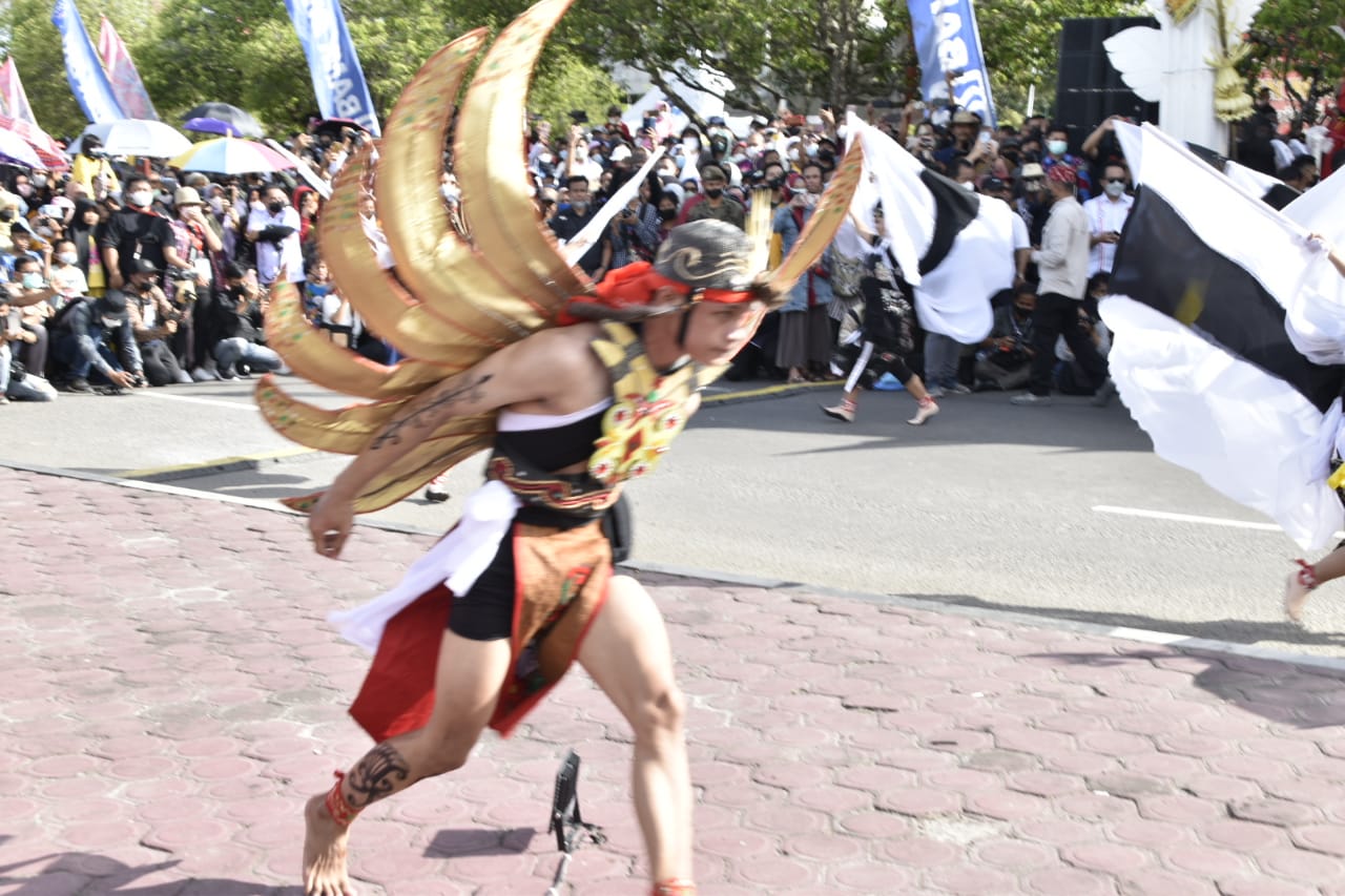 Gubernur Kalteng Buka Secara Resmi Festival Budaya Isen Mulang Tahun 2022