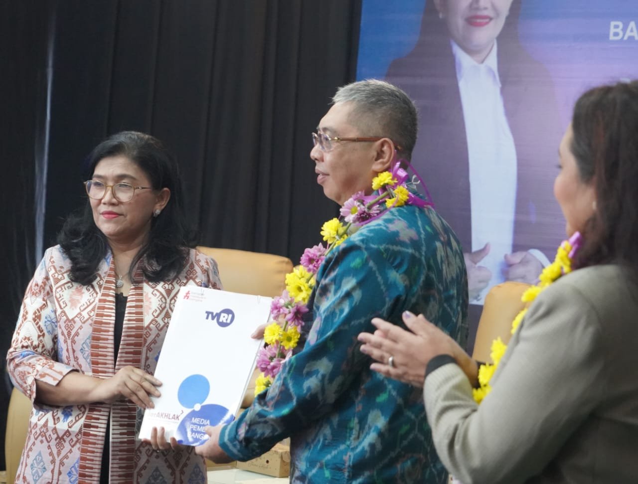 Kepala Diskominfosantik Prov. Kalteng Agus Siswadi Hadiri Serah Terima Jabatan Kepala Stasiun TVRI Kalteng
