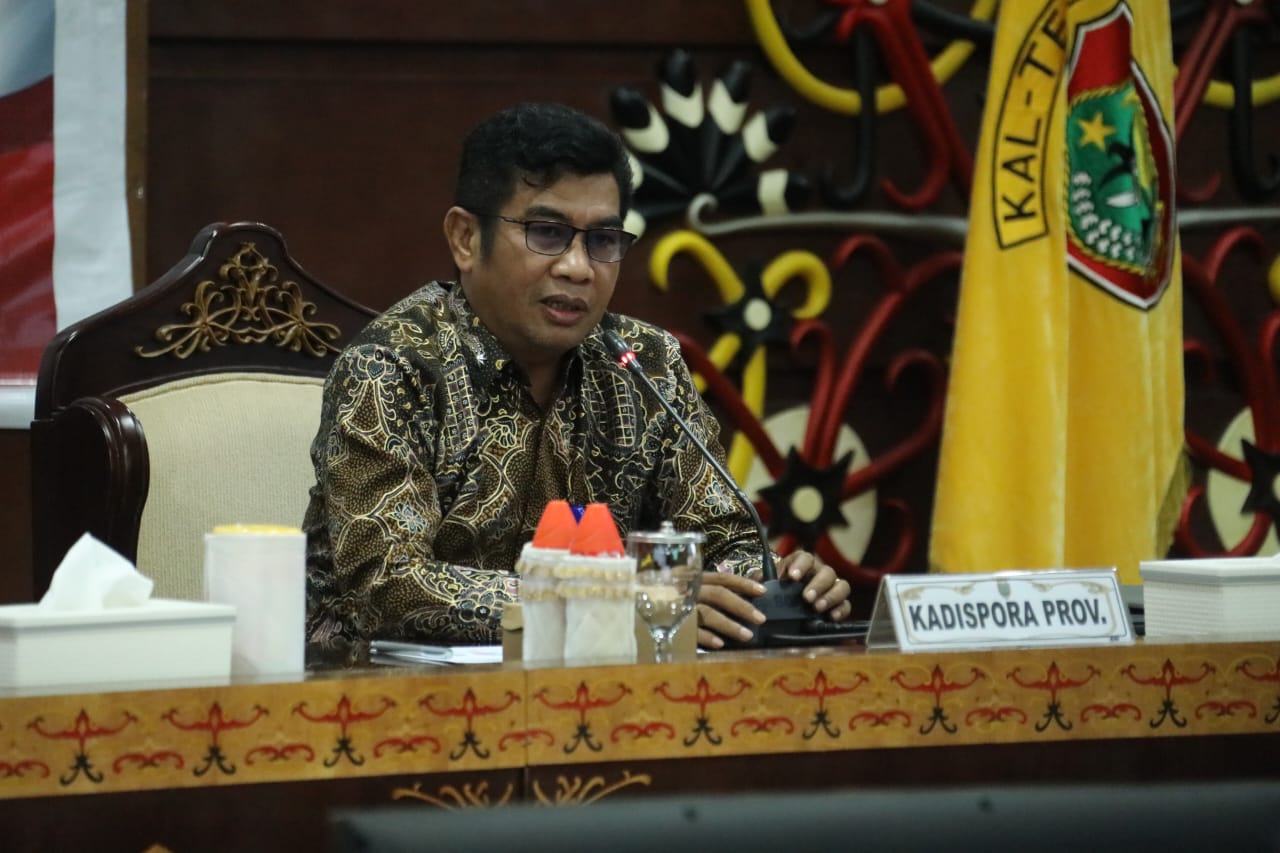 Plt Sekda Prov Kalteng Leonard S Ampung Pimpin Rapat Persiapan Turnamen Olahraga