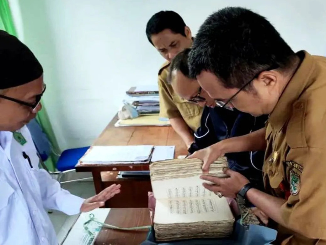 Warisan Intelektual Ulama Lokal: DPRD Dukung Pelestarian Naskah Al-Qur’an Kuno di Barito Utara