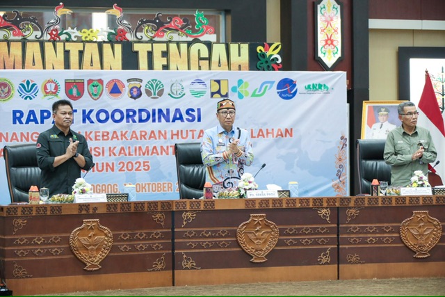 Gubernur Kalteng Agustiar Sabran Berikan Pengarahan Terkait Pengendalian Karhutla