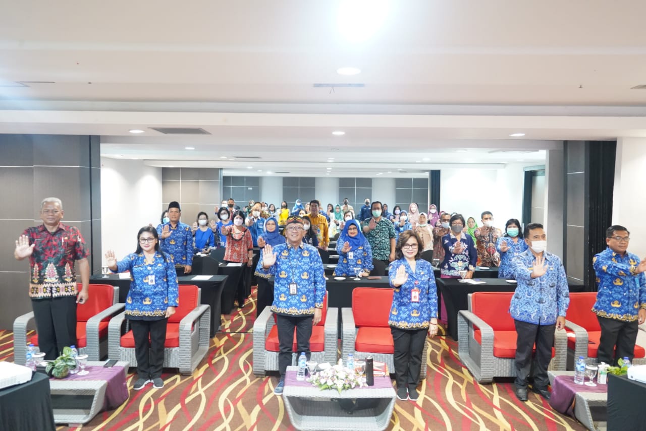Asisten Pemkesra Buka Sosialisasi Kebijakan Perlindungan Hak Perempuan Dalam Situasi Darurat