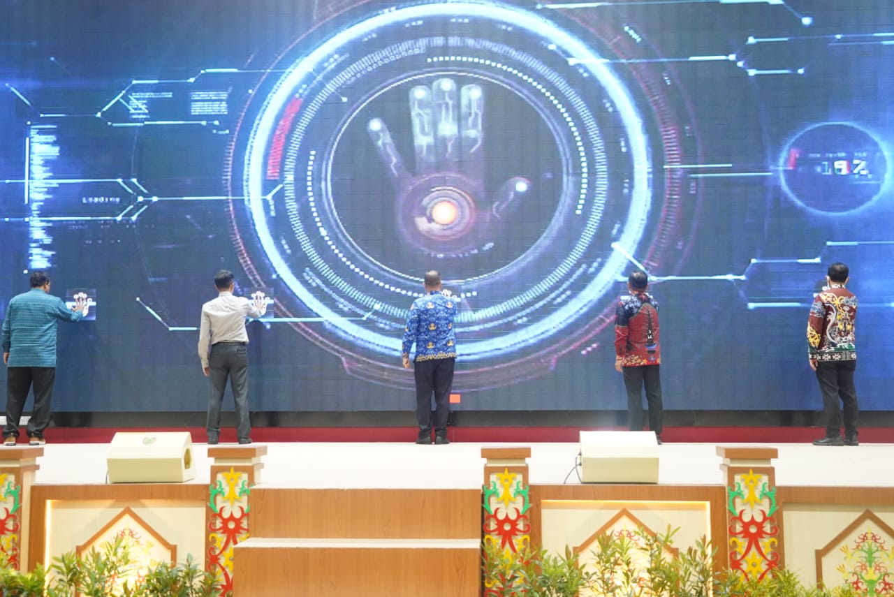 Sekda Prov. Kalteng Nuryakin Hadiri Acara Launching Program Kerja Dan Rakor Semester II TPAKD