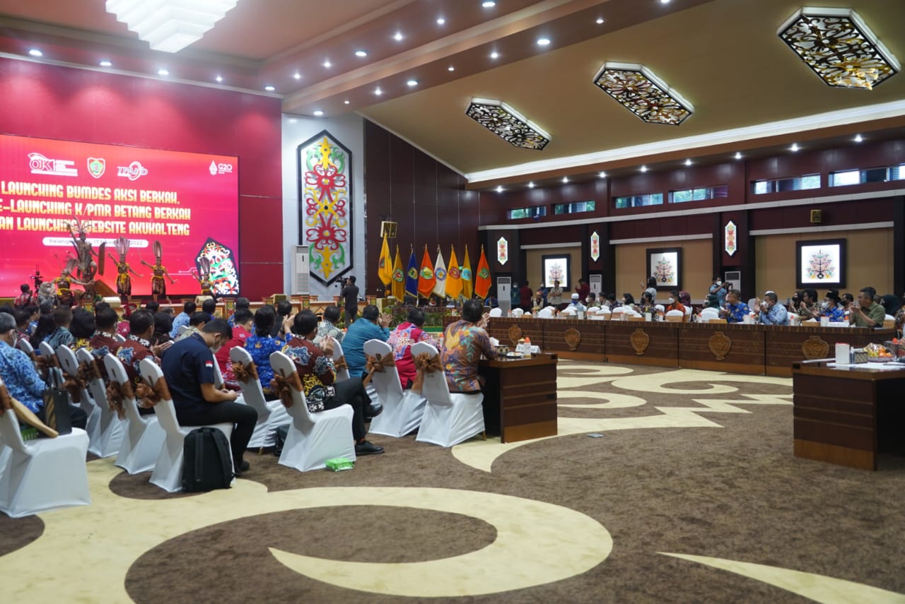 Sekda Prov. Kalteng Nuryakin Hadiri Acara Launching Program Kerja Dan Rakor Semester II TPAKD