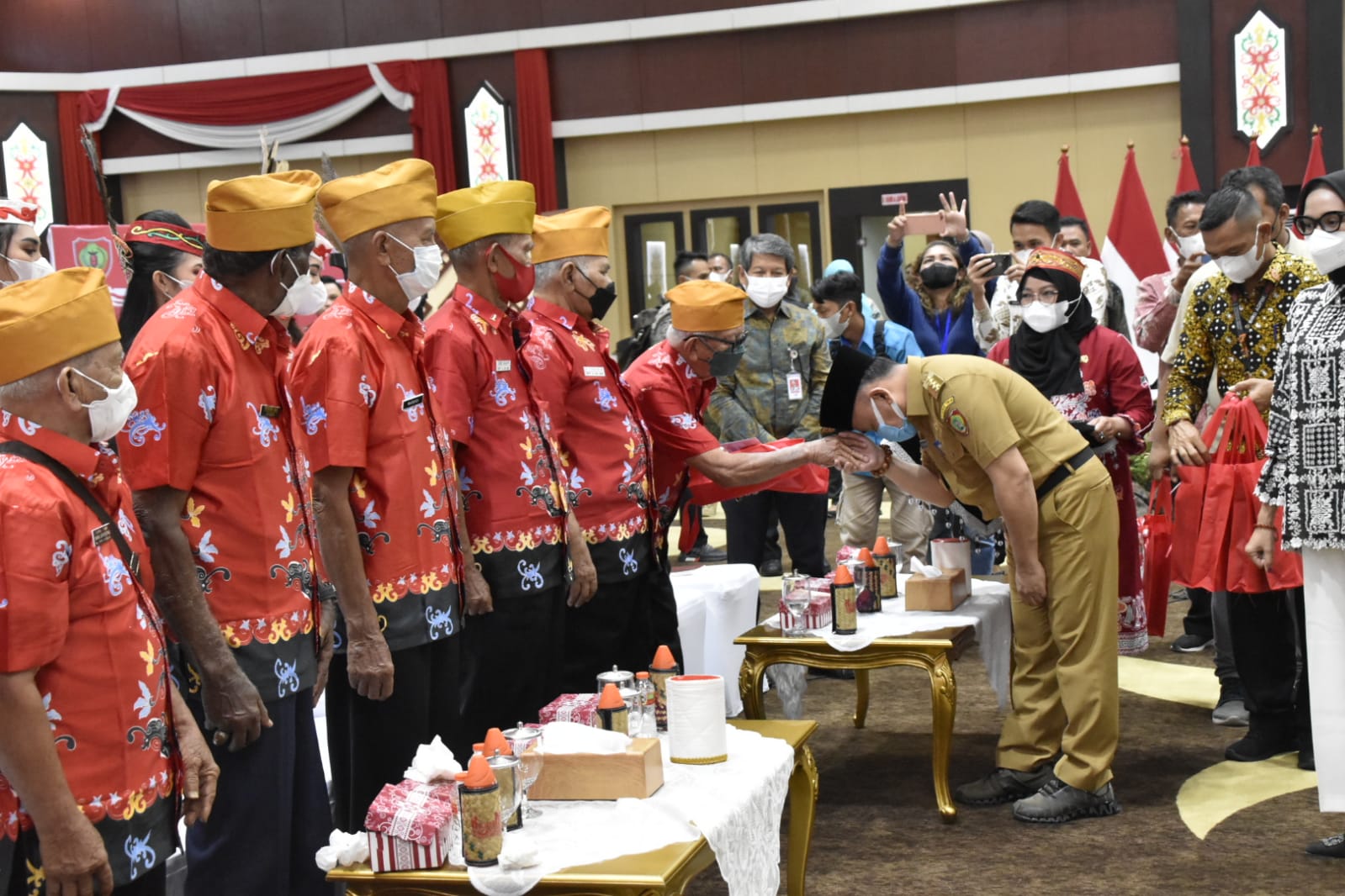 Gubernur Kalteng Sugianto Sabran Gelar Ramah Tamah Dengan Para Veteran