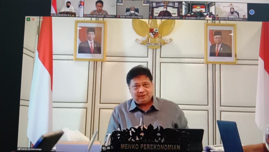 Wagub Kalteng Hadiri Rapat Koordinasi Pembahasan Evaluasi PPKM Level 4 di luar Jawa Bali Secara Virtual