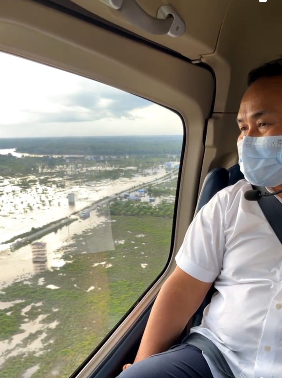 Gubernur Kalteng Pantau Banjir di Katingan Melalui Udara