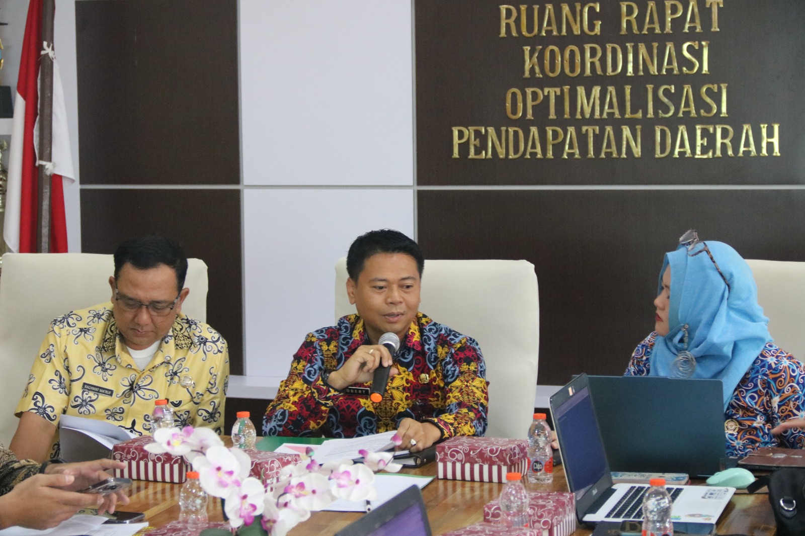 Bapenda Prov. Kalteng Terima Kunjungan Tim Visitasi Monev Dari Komisi Informasi