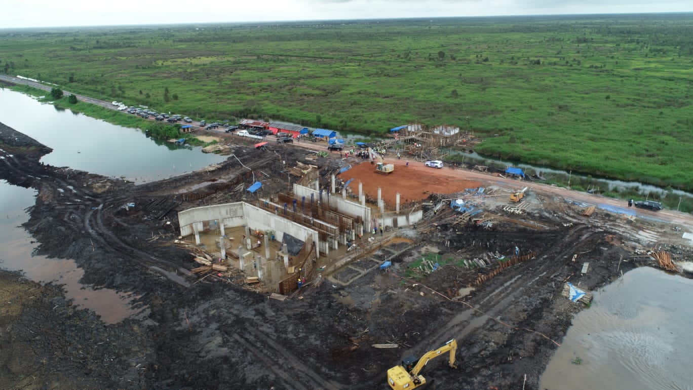 Gubernur Sugianto Sabran Tinjau Infrastruktur Irigasi Food Estate Di Desa Bentuk Jaya A5 Dan Desa Kahuripan Permai