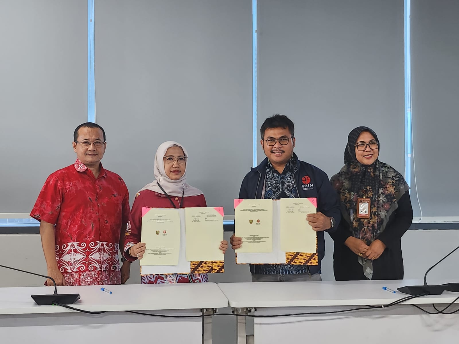 Kadis TPHP Sunarti Menandatangani Nota Kesepahaman Dengan Pusat Riset Sistem Produksi Berkelanjutan dan Penilaian Daur Hidup Organisasi Riset Energi dan Manufaktur BRIN