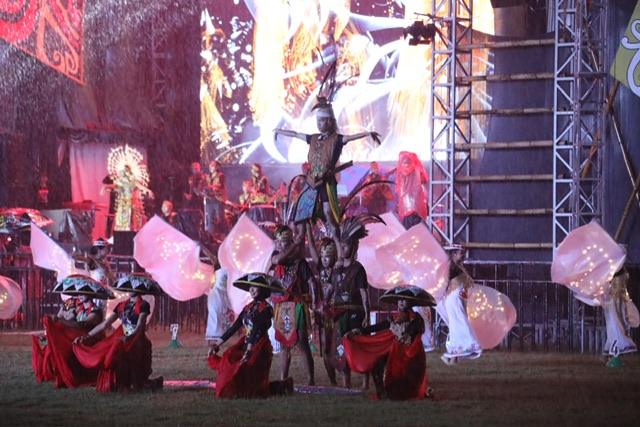 Gubernur Kalteng Agustiar Sabran Buka Festival Budaya Isen Mulang (FBIM) Tahun 2025