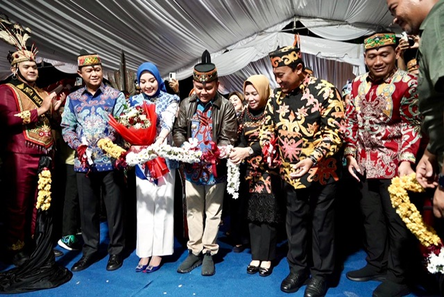 Gubernur Kalteng Agustiar Sabran Buka Kalteng Expo Tahun 2025