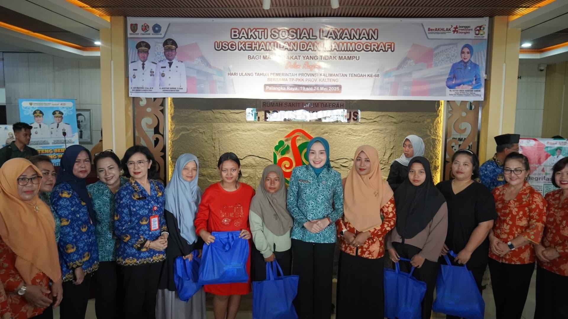 Ketua TP-PKK Prov. Kalteng Aisyah Thisia Agustiar Sabran Tinjau Bakti Sosial Layanan USG Kehamilan dan Mamografi