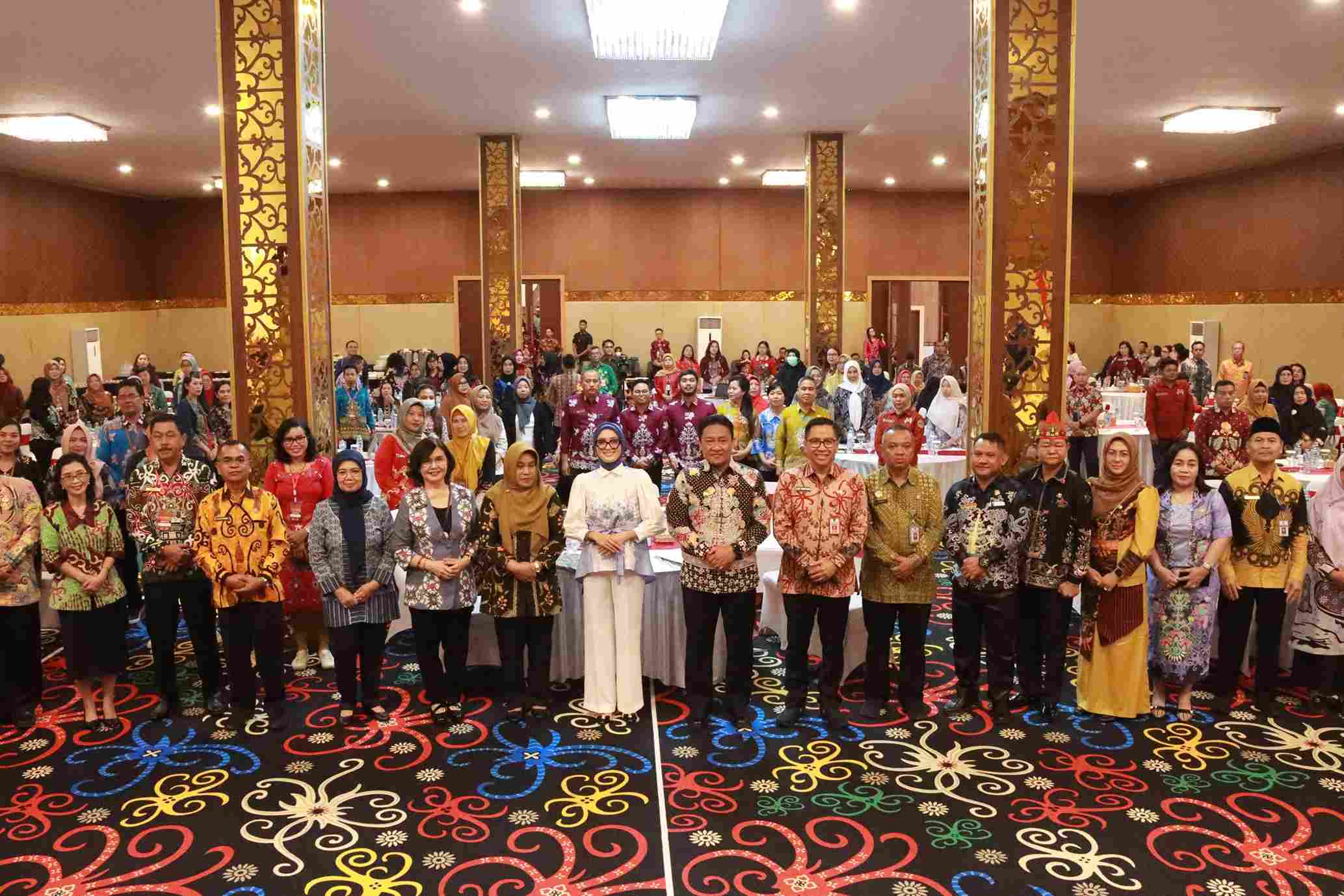 Kepala DP3APPKB Linae Victoria Aden Jadi Narasumber Pada Rapat Koordinasi