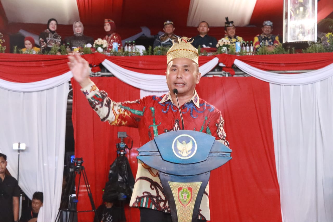 Gubernur Kalteng Sugianto Sabran Resmi Buka Festival Budaya Isen Mulang dan Festival Kuliner Nusantara