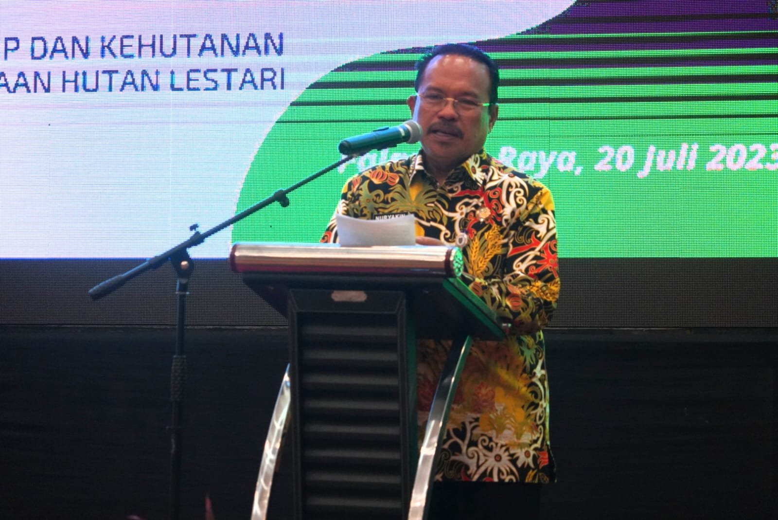 Sekda Prov. Kalteng Buka Secara Resmi Sosialisasi Perdagangan Karbon Sektor Kehutanan