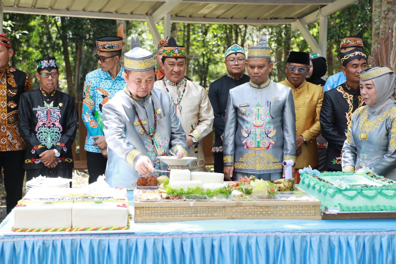 Wagub Kalteng Hadiri Hasupa Hasundau Hari Jadi Katingan ke-24