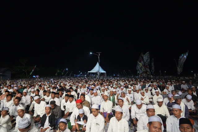 Wagub Kalteng Edy Pratowo Hadiri Pulang Pisau Bersholawat