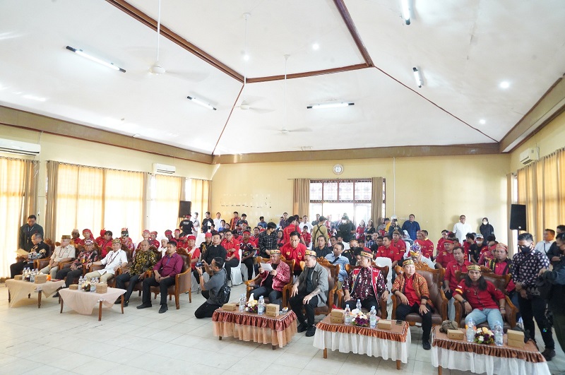 Plh Pemkesra Maskur Hadiri Pembukaan Muswil II TBBR Prov. Kalteng