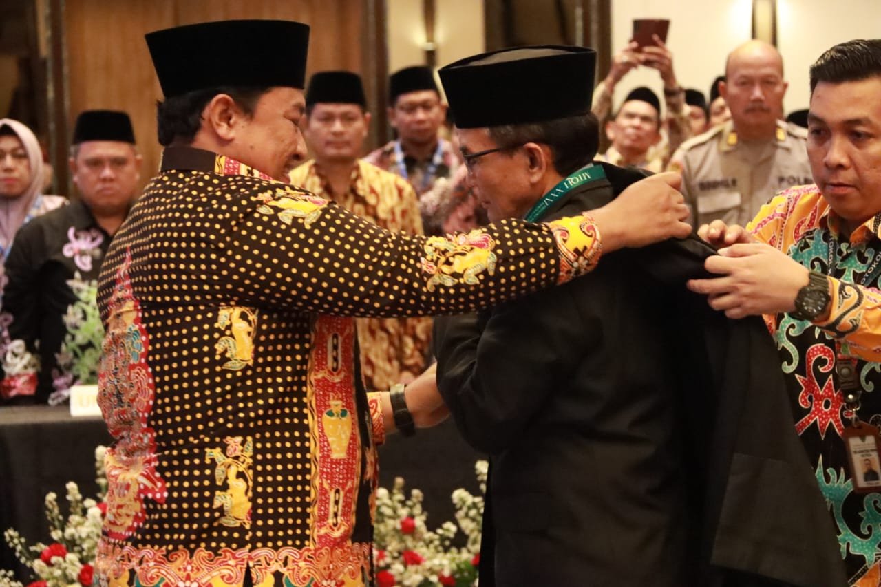 Wagub Edy Pratowo Lantik Dewan Hakim dan Panitera pada MTQH ke XXXI