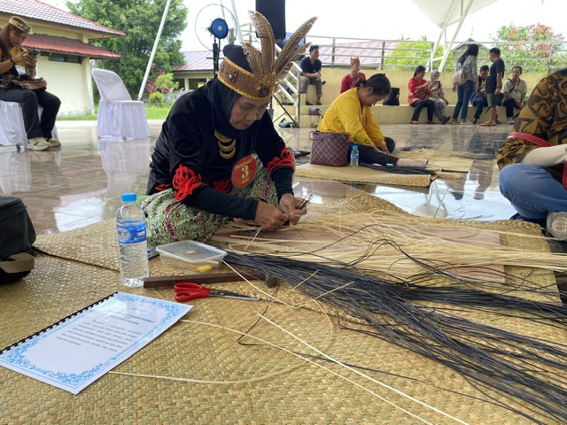 Lomba Manjawet Uwei Digelar Pada FBIM 2025 Sebagai Upaya Pelestarian dan Pengembangan Warisan Budaya Daerah