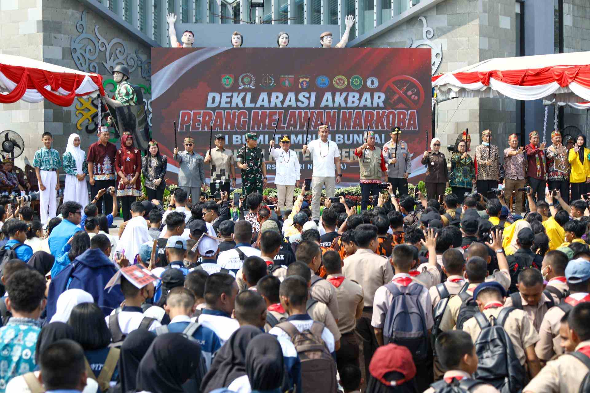 Pemprov Kalteng Bersama BNN dan Forkopimda Deklarasikan Perang Melawan Narkoba