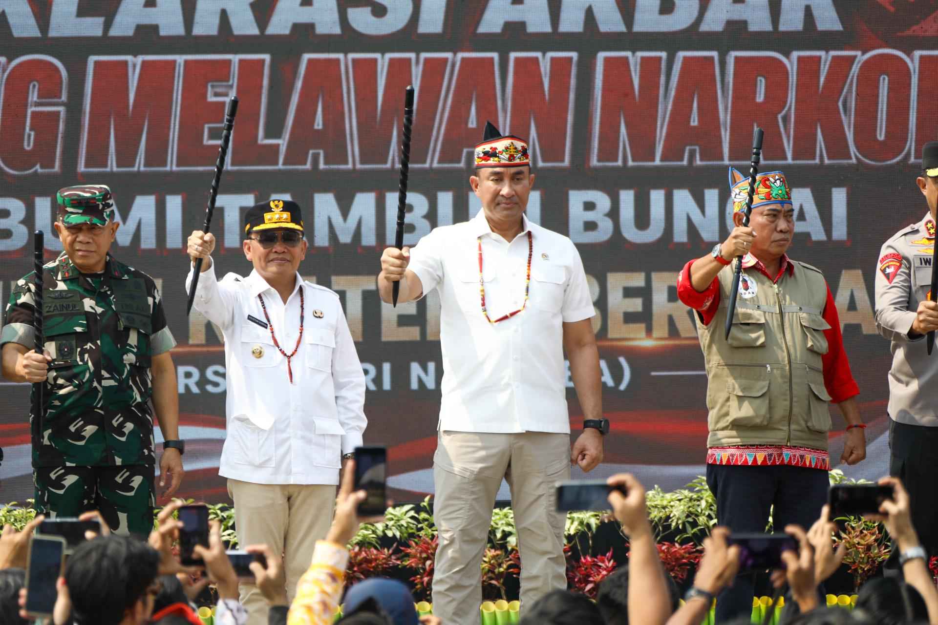 Pemprov Kalteng Bersama BNN dan Forkopimda Deklarasikan Perang Melawan Narkoba