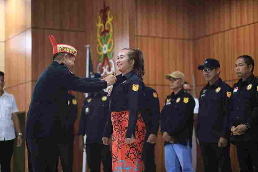 Sahli Gubernur Bidang KSDM Hamka Hadiri Prosesi Pelantikan DPD LIN Provinsi Kalteng