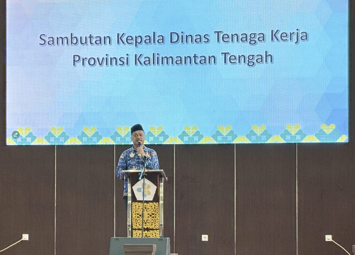 Kadisnakertrans Prov. Kalteng Farid Wajdi Buka Kegiatan Kuliah Umum