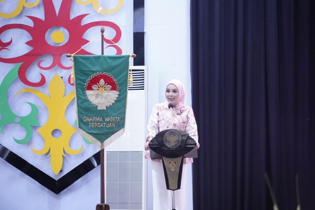 Penasihat DWP Prov. Kalteng Aisyah Thisia Agustiar Sabran Ajak Anggota DWP Untuk Mengambil Peran Aktif